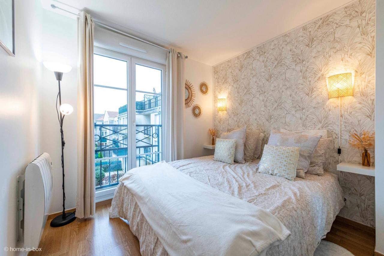 Cosy Place For 4 - Fairytale Factory Бюсси-Сен-Жорж Экстерьер фото